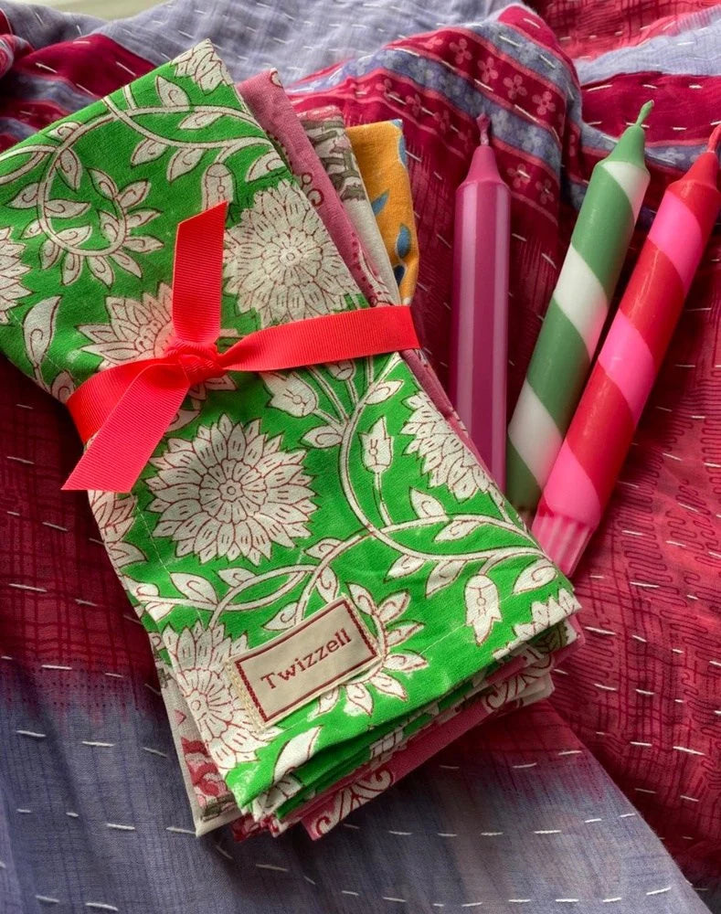 Twizzell Napkins set of 4
