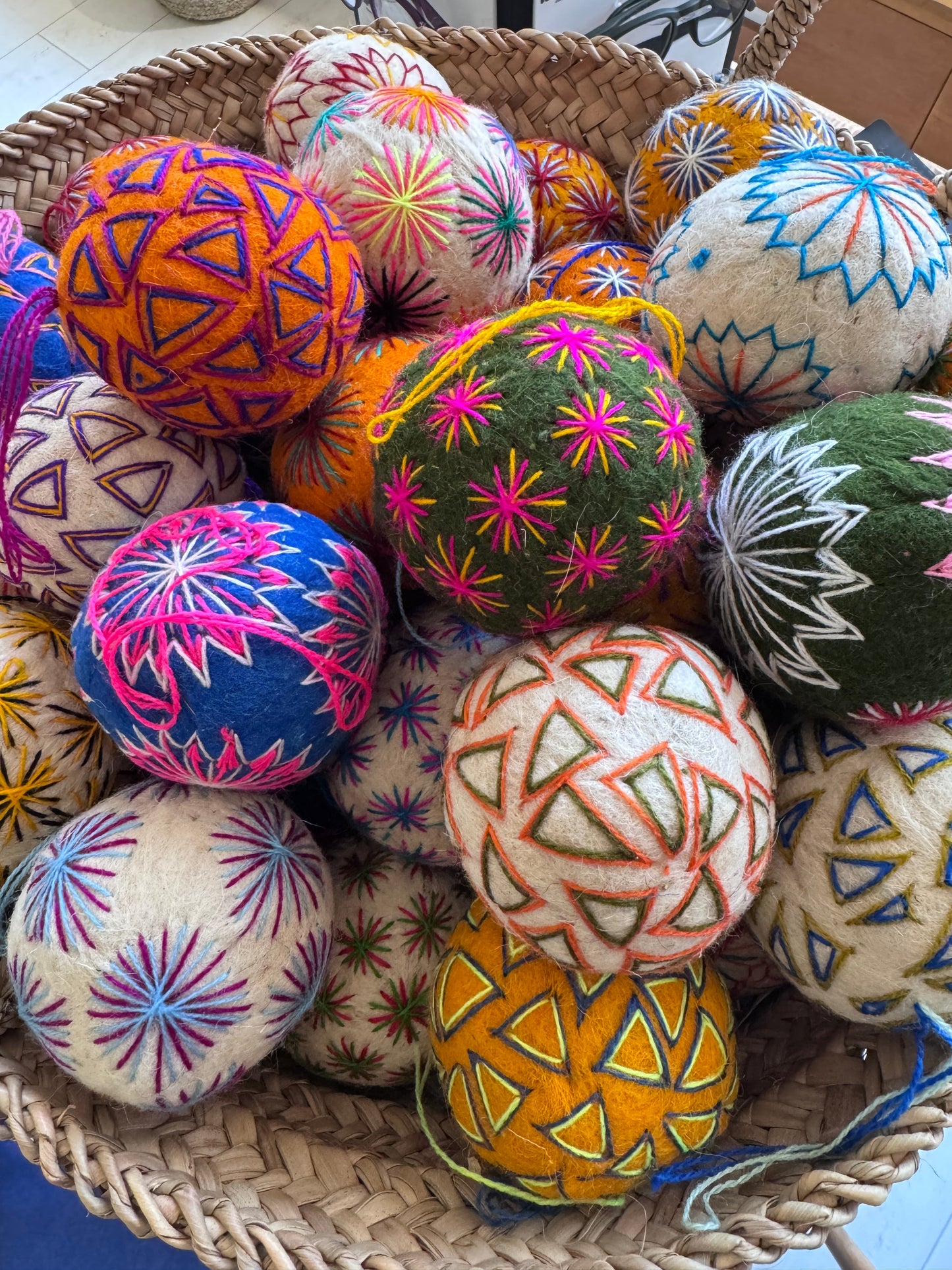 XMAS 25 Maroc Felt Bauble