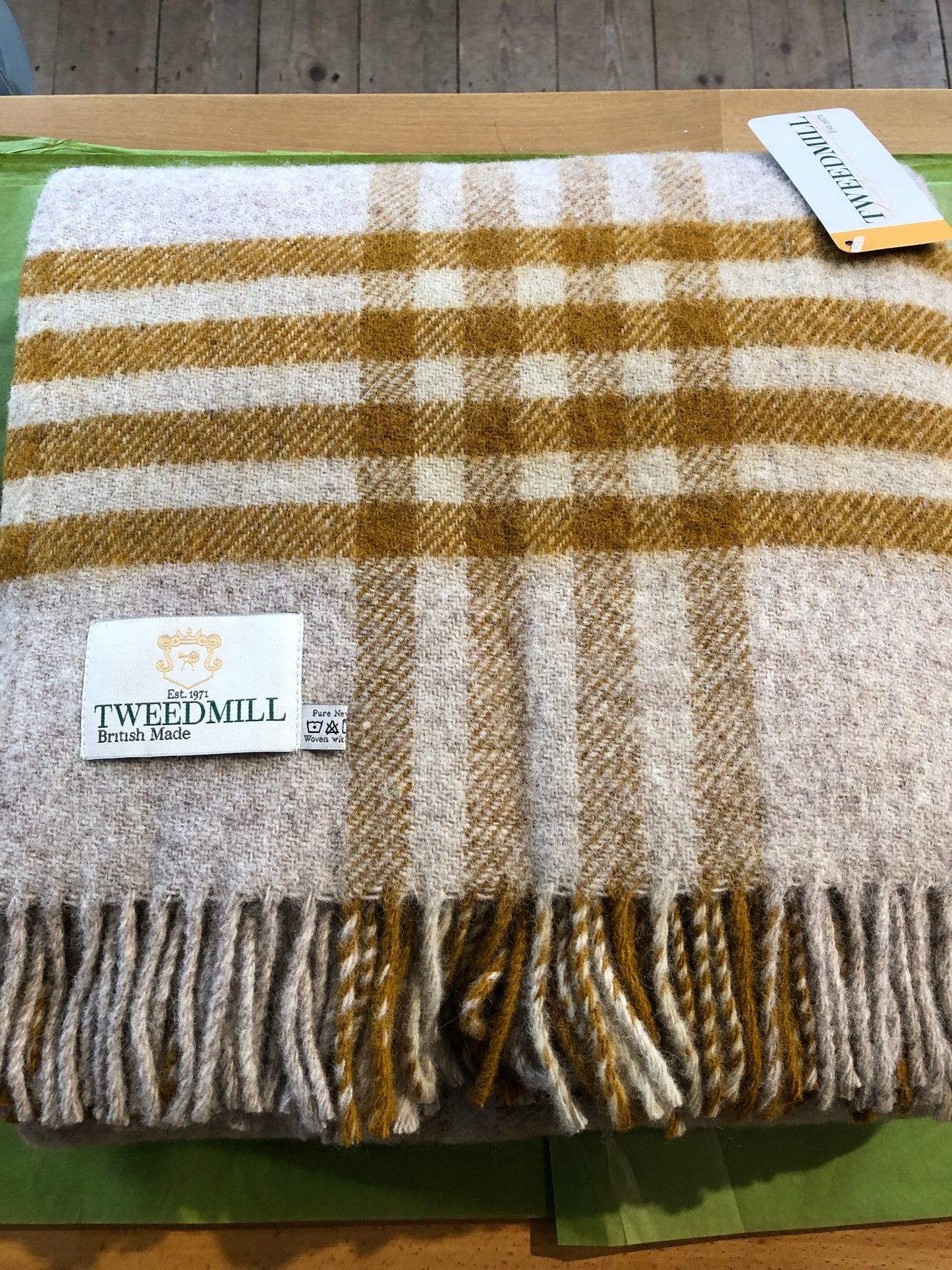 Tweedmill Hex Check Throw