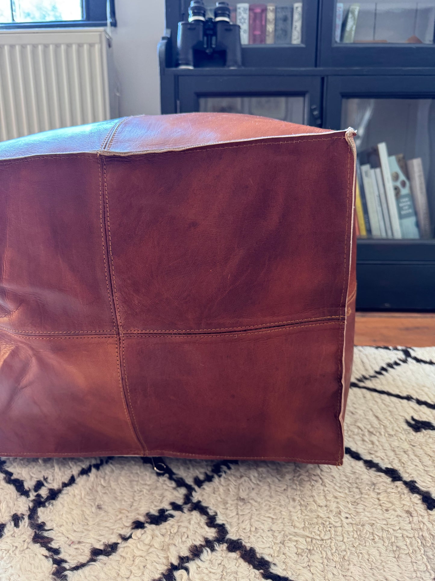 MAROC LEATHER Cube Pouf