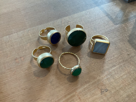 MAROC Jewellery 25 Brass Coloured Glass Ring