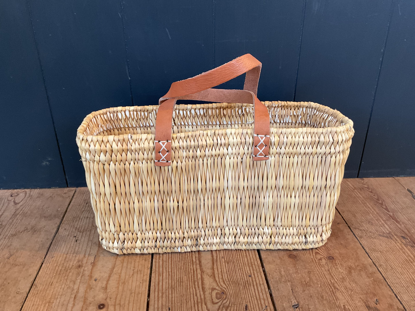 Maroc Reed Basket with flat leather handles