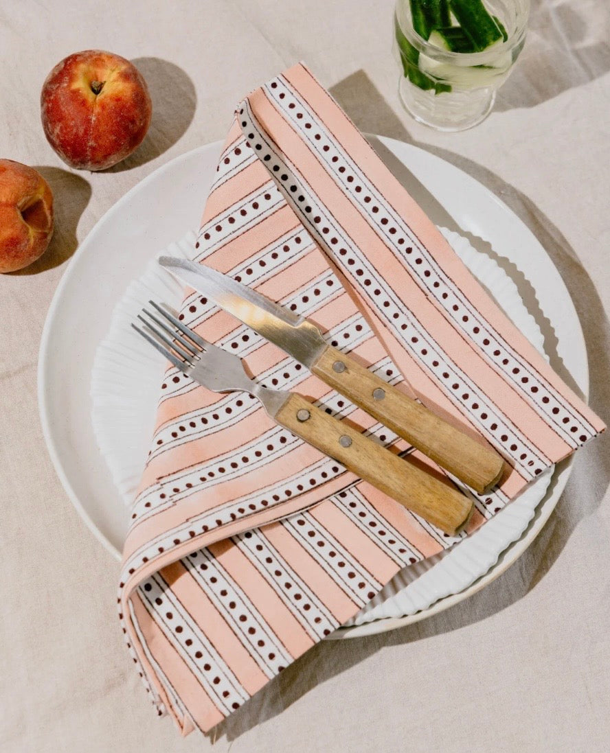 Cosy Buddha Table Linen
