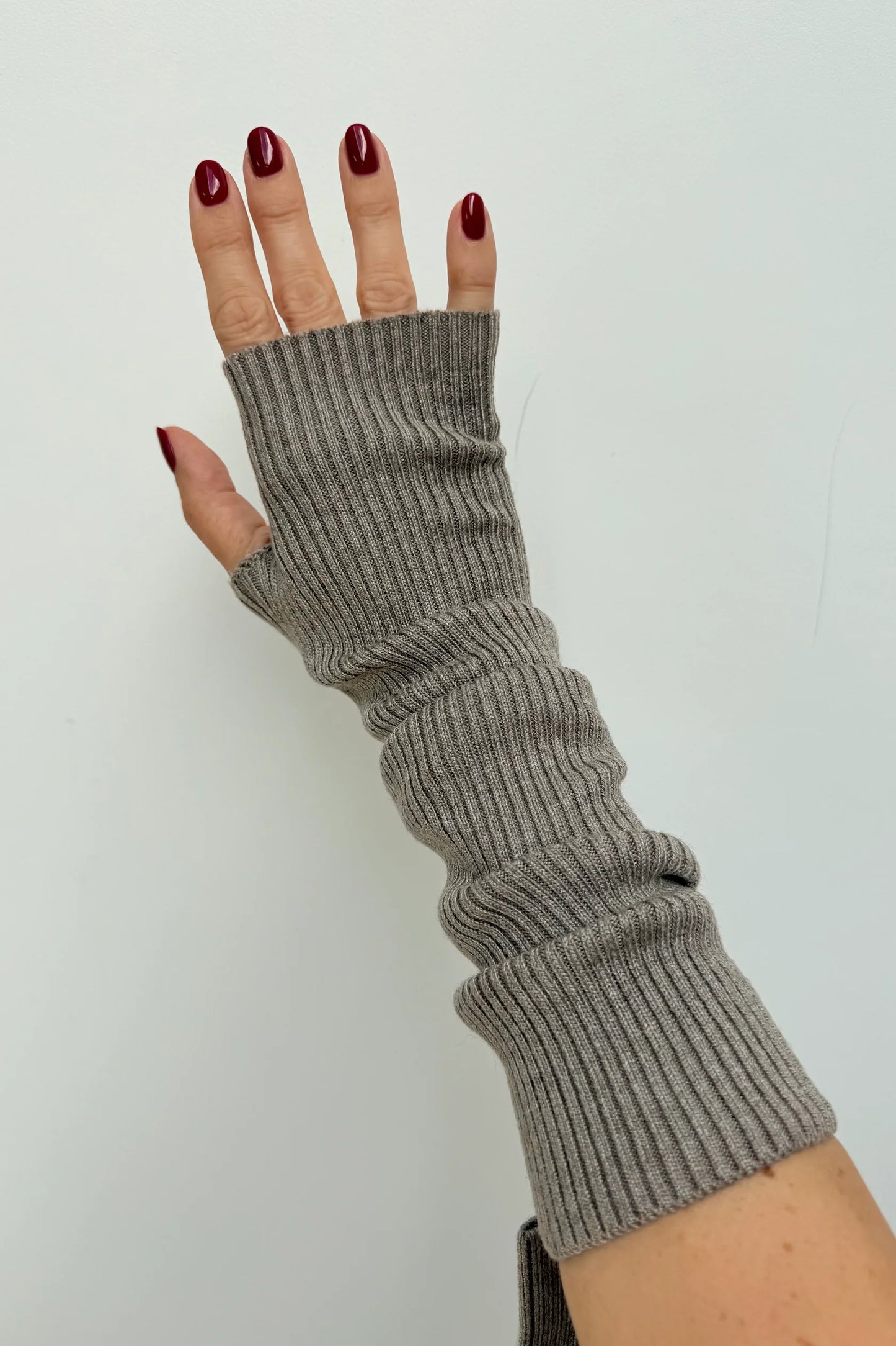 Ost Thyra Long Mittens