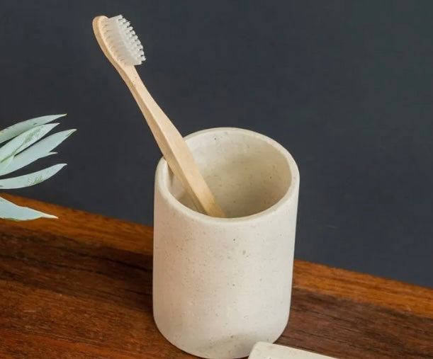 Kinta Toothbrush Holder
