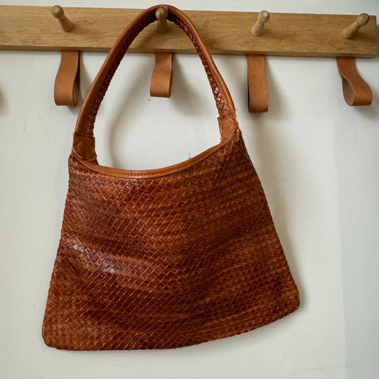 MAROC LEATHER La Banane  Bag
